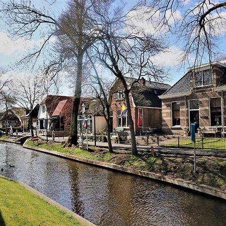 Lodge In Giethoorn With Breakfast Eksteriør billede