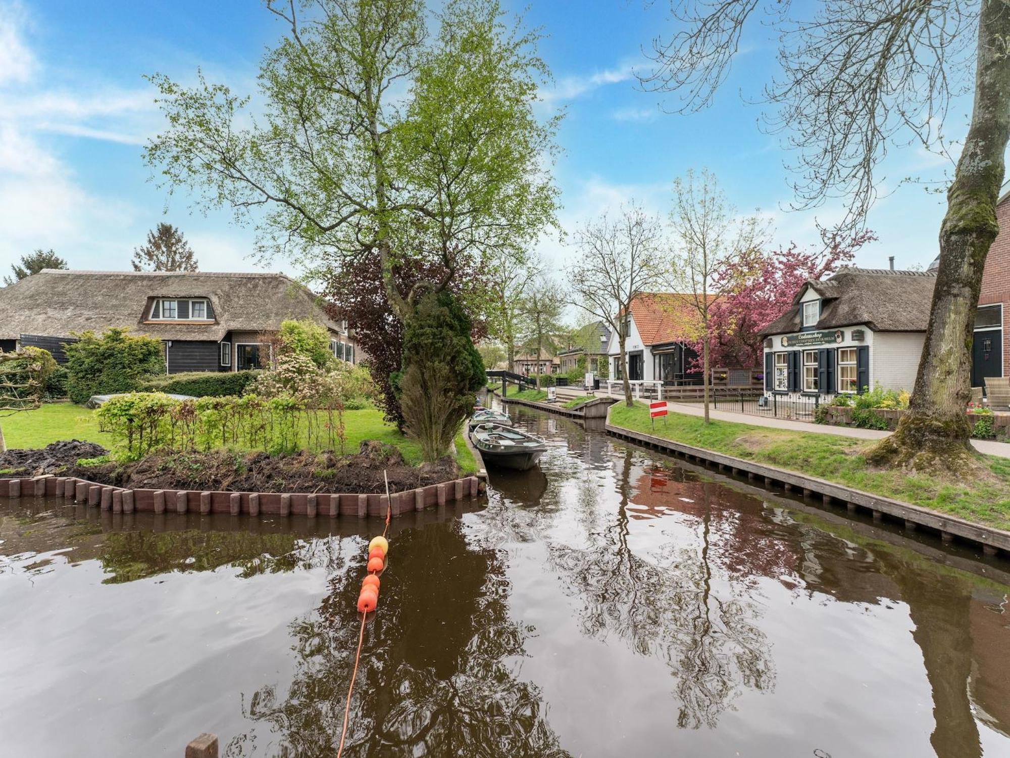 Lodge In Giethoorn With Breakfast Eksteriør billede